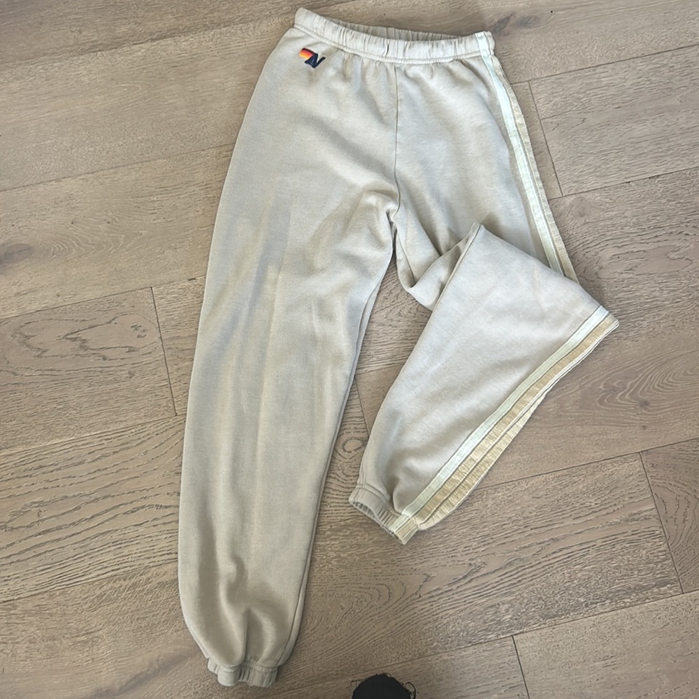 Women’s Aviator Nation Beige Jogger Pants, small